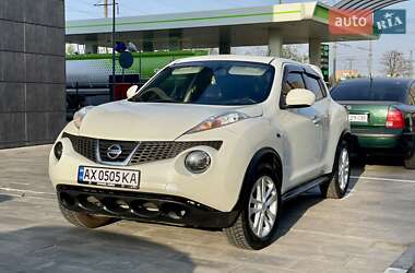 Внедорожник / Кроссовер Nissan Juke 2011 в 