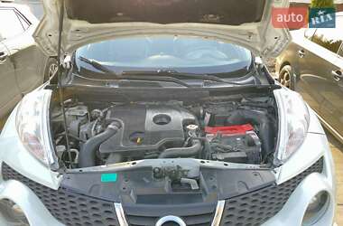 Внедорожник / Кроссовер Nissan Juke 2011 в 