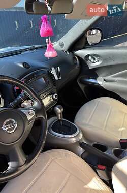 Внедорожник / Кроссовер Nissan Juke 2011 в 