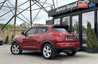 Позашляховик / Кросовер Nissan Juke 2012 в 