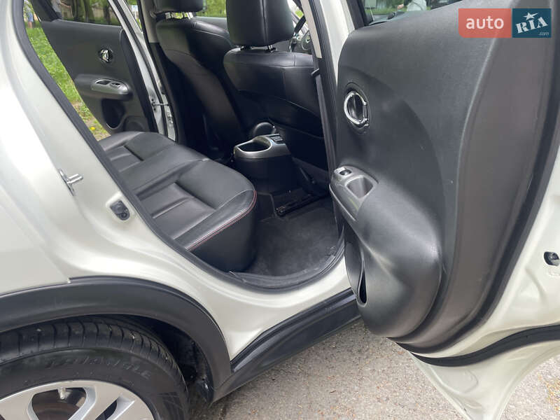 Внедорожник / Кроссовер Nissan Juke 2015 в Трускавце