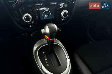 Внедорожник / Кроссовер Nissan Juke 2018 в 