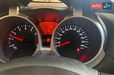 Позашляховик / Кросовер Nissan Juke 2011 в 