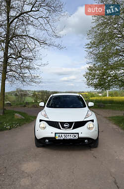 Позашляховик / Кросовер Nissan Juke 2014 в 