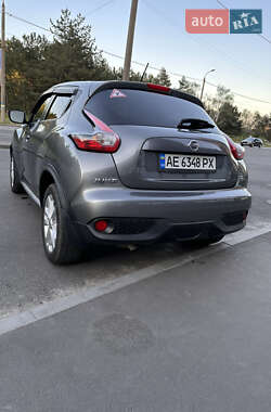 Внедорожник / Кроссовер Nissan Juke 2015 в 