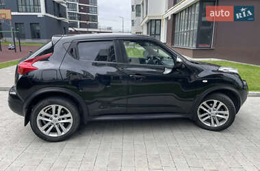 Внедорожник / Кроссовер Nissan Juke 2013 в 