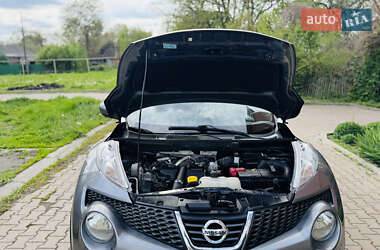 Внедорожник / Кроссовер Nissan Juke 2013 в 