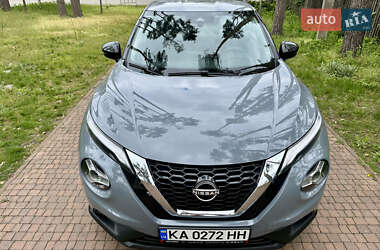 Позашляховик / Кросовер Nissan Juke 2022 в 