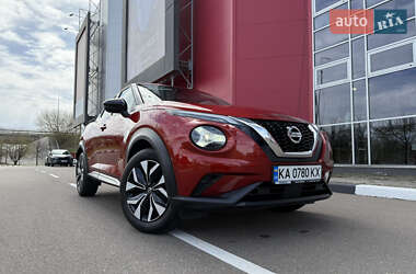 Внедорожник / Кроссовер Nissan Juke 2022 в 