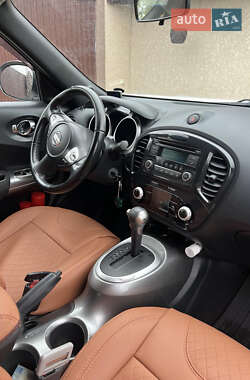Позашляховик / Кросовер Nissan Juke 2012 в 