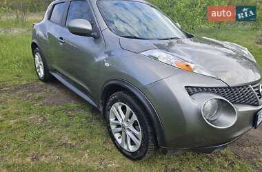Внедорожник / Кроссовер Nissan Juke 2012 в 
