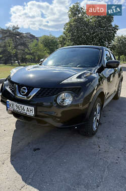 Внедорожник / Кроссовер Nissan Juke 2018 в 