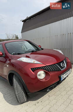 Внедорожник / Кроссовер Nissan Juke 2010 в 