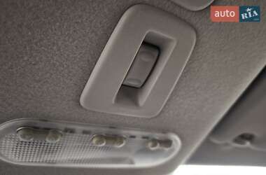 Внедорожник / Кроссовер Nissan Juke 2012 в 