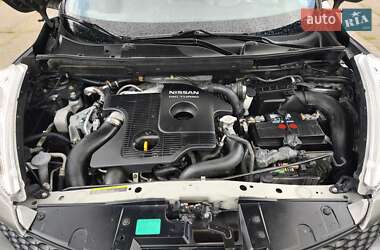 Внедорожник / Кроссовер Nissan Juke 2012 в 