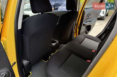 Позашляховик / Кросовер Nissan Juke 2014 в 