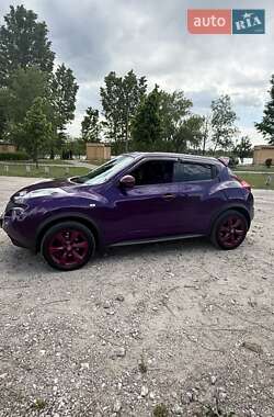 Позашляховик / Кросовер Nissan Juke 2012 в 