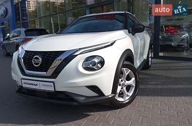 Позашляховик / Кросовер Nissan Juke 2021 в 