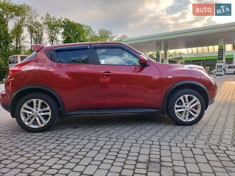 Позашляховик / Кросовер Nissan Juke 2013 в Івано-Франківську