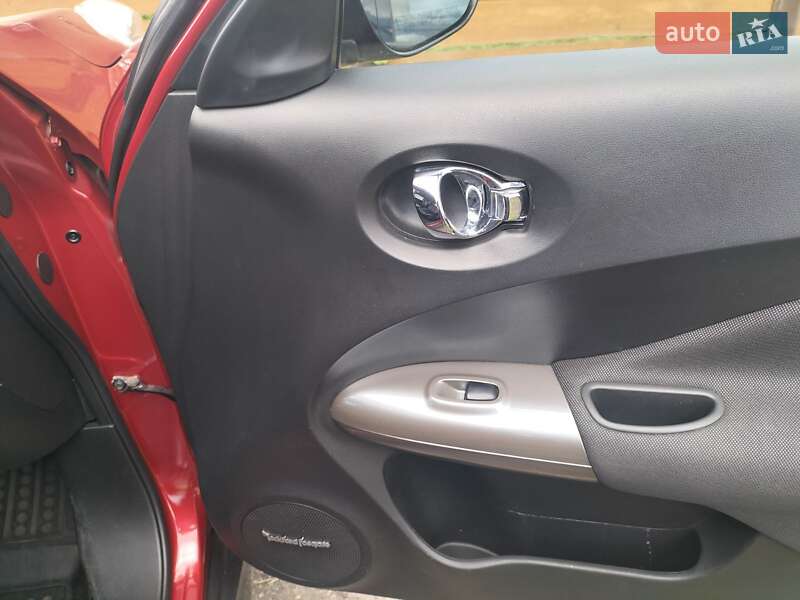 Позашляховик / Кросовер Nissan Juke 2013 в Івано-Франківську