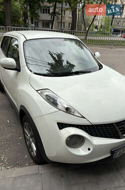 Внедорожник / Кроссовер Nissan Juke 2012 в 