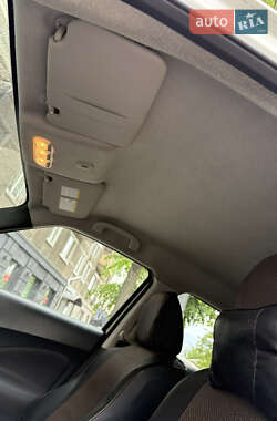 Внедорожник / Кроссовер Nissan Juke 2012 в 