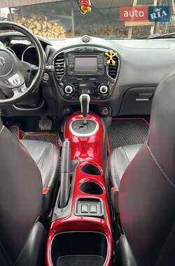 Позашляховик / Кросовер Nissan Juke 2013 в 