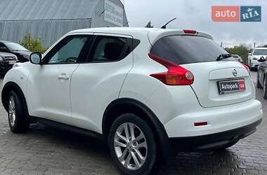 Позашляховик / Кросовер Nissan Juke 2012 в 