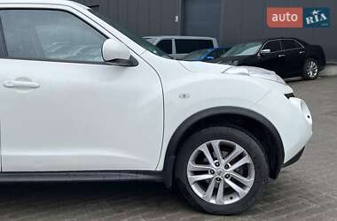 Позашляховик / Кросовер Nissan Juke 2012 в 