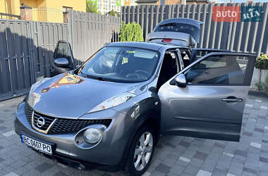 Внедорожник / Кроссовер Nissan Juke 2012 в 