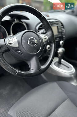 Позашляховик / Кросовер Nissan Juke 2012 в 
