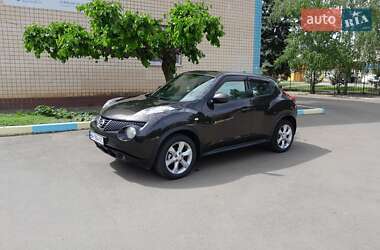 Позашляховик / Кросовер Nissan Juke 2011 в 