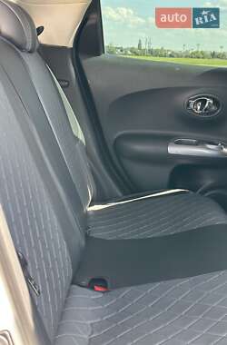 Внедорожник / Кроссовер Nissan Juke 2013 в 
