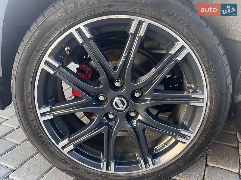 Внедорожник / Кроссовер Nissan Juke 2015 в Одессе