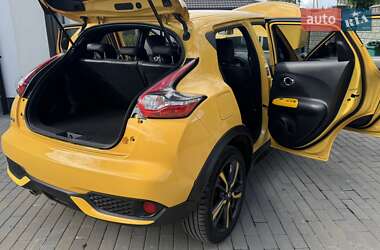 Внедорожник / Кроссовер Nissan Juke 2017 в 