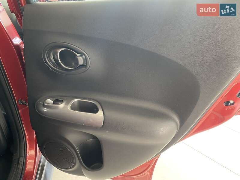 Внедорожник / Кроссовер Nissan Juke 2015 в Одессе