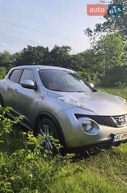 Внедорожник / Кроссовер Nissan Juke 2010 в 