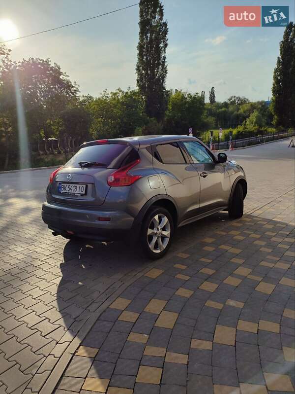 Внедорожник / Кроссовер Nissan Juke 2011 в Ровно фото 15 Внедорожник / Кроссовер Nissan Juke 2011 в Ровно