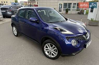 Внедорожник / Кроссовер Nissan Juke 2017 в 