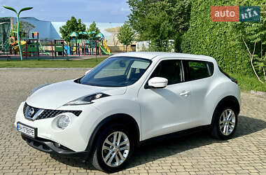 Внедорожник / Кроссовер Nissan Juke 2017 в 