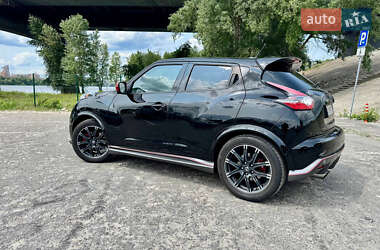 Внедорожник / Кроссовер Nissan Juke 2015 в 