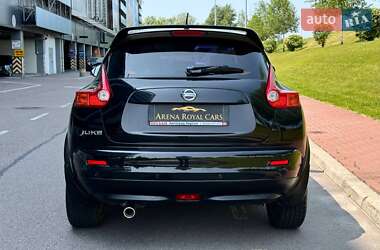 Позашляховик / Кросовер Nissan Juke 2011 в 