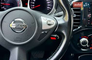 Позашляховик / Кросовер Nissan Juke 2011 в 