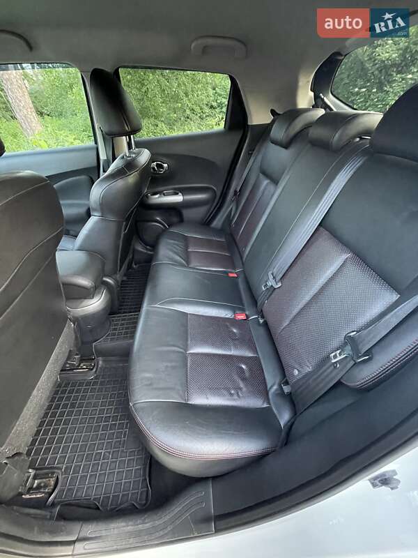 Позашляховик / Кросовер Nissan Juke 2012 в Києві