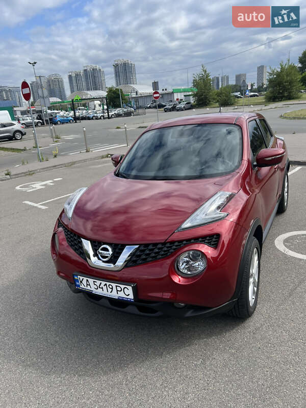 Внедорожник / Кроссовер Nissan Juke 2018 в 