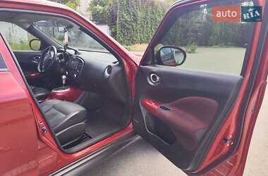 Позашляховик / Кросовер Nissan Juke 2013 в 