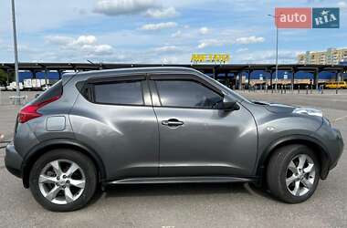 Позашляховик / Кросовер Nissan Juke 2012 в 