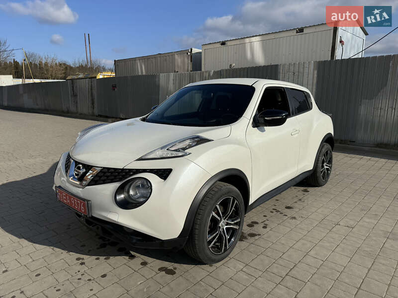 Позашляховик / Кросовер Nissan Juke 2015 в Дубні