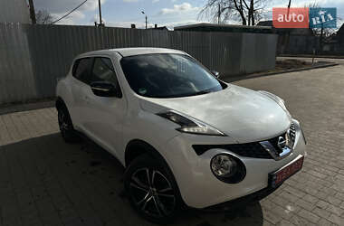 Позашляховик / Кросовер Nissan Juke 2015 в Дубні