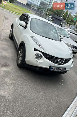 Позашляховик / Кросовер Nissan Juke 2012 в Києві